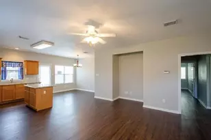 235 N Fowlkes St, Sealy, TX 77474 - Photo 2