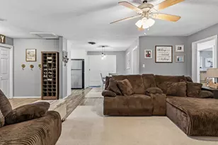 15589 San Jacinto St, Hamshire, TX 77622 - Photo 4
