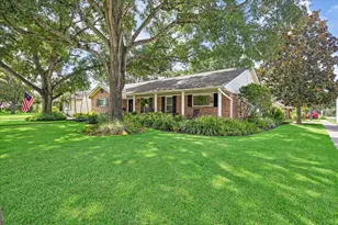 5547 Wigton Dr, Houston, TX 77096 - Photo 2
