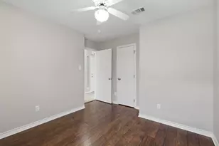 413 Brentwood Dr E, College Station, TX 77840 - Photo 14