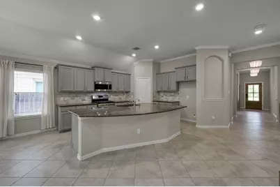 122 S Bearkat Court, Montgomery, TX 77316 - Photo 2