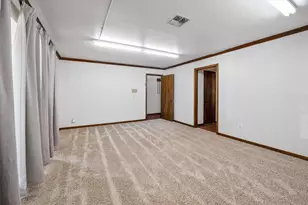 1417 15th St, Huntsville, TX 77340 - Photo 8