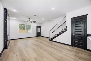 8028 Penrod St, Houston, TX 77028 - Photo 8