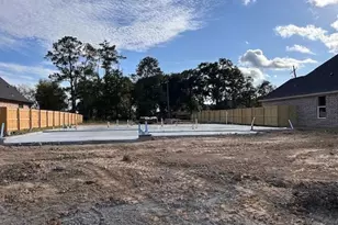 8515 Sana Dr, Beaumont, TX 77713 - Photo 2