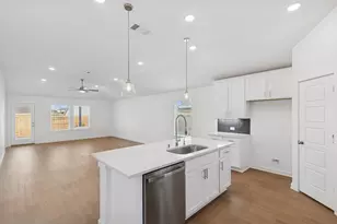 623 Spring Ashberry Ct, Magnolia, TX 77354 - Photo 6