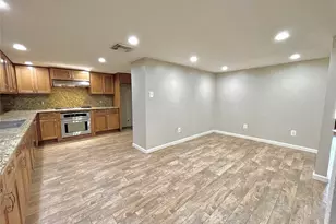 11503 Sagevalley Dr, Houston, TX 77089 - Photo 2