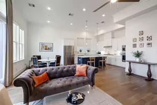 3306 W 12th St, Houston, TX 77008 - Photo 8