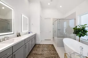 3306 W 12th St, Houston, TX 77008 - Photo 16