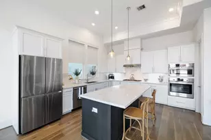 3306 W 12th St, Houston, TX 77008 - Photo 10