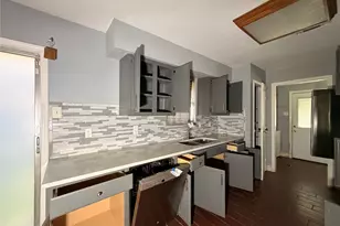 3103 Pennsylvania Rd, Fresno, TX 77545 - Photo 10