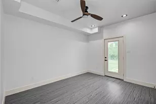 214/216 S Ave I, Freeport, TX 77541 - Photo 8