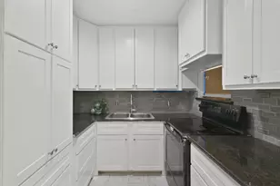 3123 Deal St, Houston, TX 77025 - Photo 10