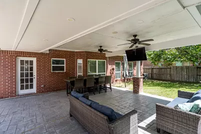 8814 Apple Mill Drive, Houston, TX 77095 - Photo 32