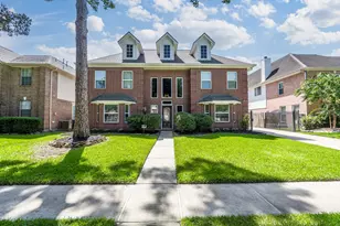 8814 Apple Mill Dr, Houston, TX 77095 - Photo 2