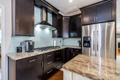 8814 Apple Mill Drive, Houston, TX 77095 - Photo 18