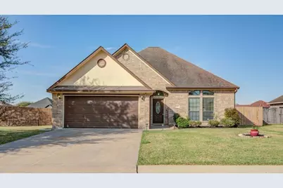 107 Meadowlark Court, Richwood, TX 77566 - Photo 2