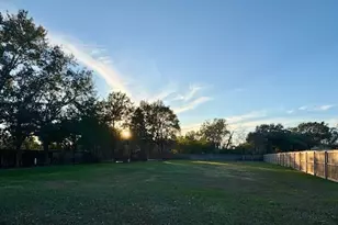 1401 Airline Dr, Katy, TX 77493 - Photo 1