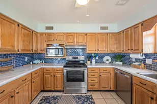 4119 Courageous Ln, Galveston, TX 77554 - Photo 14