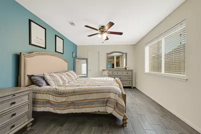 842 Walbrook Drive, Houston, TX 77062 - Photo 20