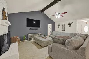 842 Walbrook Dr, Houston, TX 77062 - Photo 8