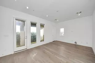 4005 Woodshire Village Estate, Houston, TX 77025 - Photo 36