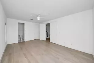4005 Woodshire Village Estate, Houston, TX 77025 - Photo 10