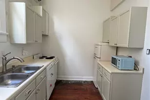 517 18th St, Galveston, TX 77550 - Photo 2