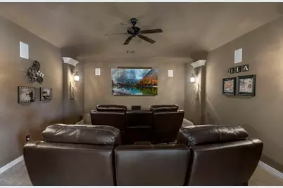 99 N Almondell Circle, The Woodlands, TX 77354 - Photo 26