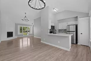 12606 Ponderosa Dr, Dickinson, TX 77539 - Photo 14