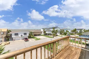 1339 Outrigger, Galveston, TX 77554 - Photo 30