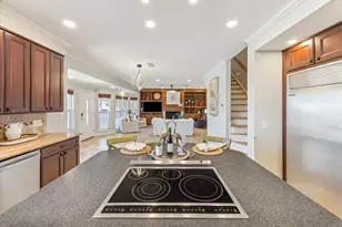 1339 Outrigger, Tiki Island, TX 77554 - Photo 20