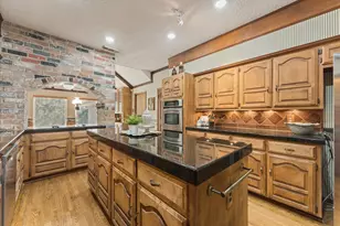 29710 Running Deer Dr, Tomball, TX 77375 - Photo 14