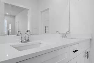 2411 Outpost Cyn Dr, Iowa Colony, TX 77583 - Photo 22