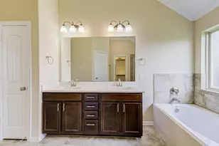 11206 Leila Park Ct, Cypress, TX 77433 - Photo 20