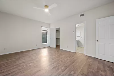 5718 Val Verde #7, Houston, TX 77057 - Photo 10