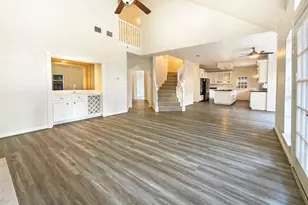 6906 Cherry Hills Rd, Houston, TX 77069 - Photo 26