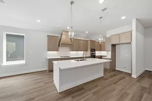 10026 Larkin Cv, Willis, TX 77318 - Photo 10
