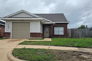 7704 Sign St, Houston, TX 77489 - Photo 2