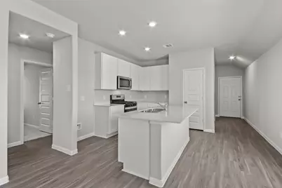 13769 Sunshine Peak Drive, Willis, TX 77318 - Photo 2