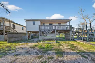 506 Oklahoma Ave, Bacliff, TX 77518 - Photo 1