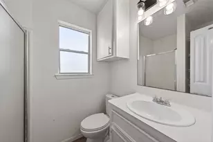 506 Oklahoma Ave, Bacliff, TX 77518 - Photo 20