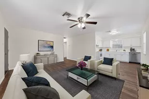 506 Oklahoma Ave, Bacliff, TX 77518 - Photo 4