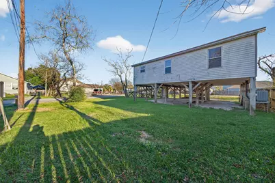 506 Oklahoma Avenue, Bacliff, TX 77518 - Photo 28
