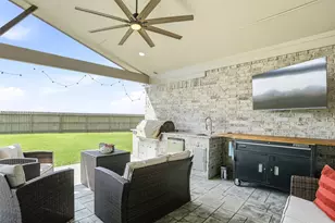9606 Pleasant Way, Baytown, TX 77523 - Photo 46