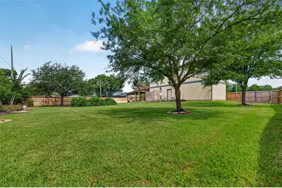 421 N Shady Lane, La Porte, TX 77571 - Photo 34