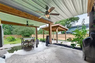 421 N Shady Ln, La Porte, TX 77571 - Photo 32