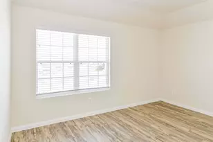 13207 Italian Cypress Ave, Houston, TX 77044 - Photo 10