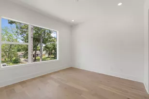 963 W 41st St, Houston, TX 77018 - Photo 36
