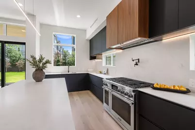 963 W 41st Street, Houston, TX 77018 - Photo 4