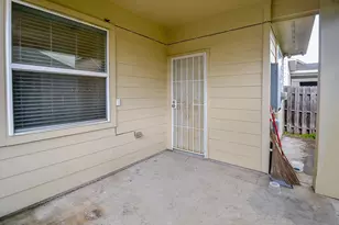 14255 Garland Brook Dr, Houston, TX 77083 - Photo 28